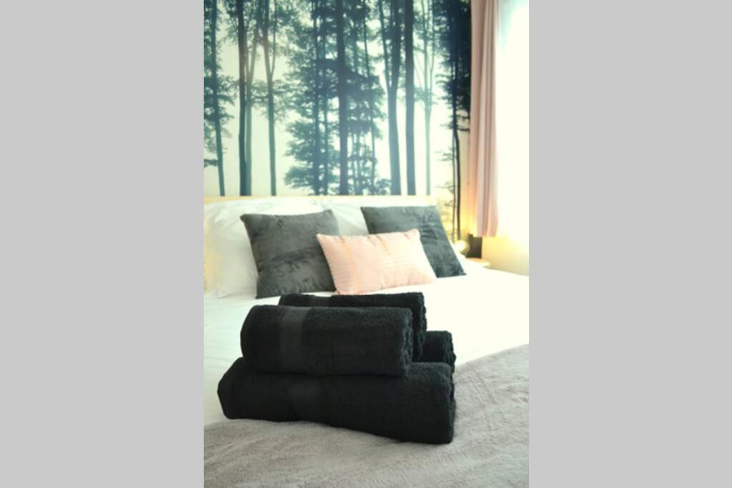 Les Grumes, Centre Ville, Jardin,Self Check-In, Freewifi, Netflix 贡比涅 外观 照片
